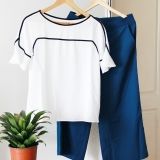 I loved the catalog and in general all the options they have. But what amazed me the most is the quality of the pieces, the fabric is really good.