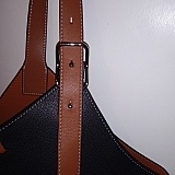 Detail view of handle and hardware on my mdbm Maison de Beaute Cholet bag.