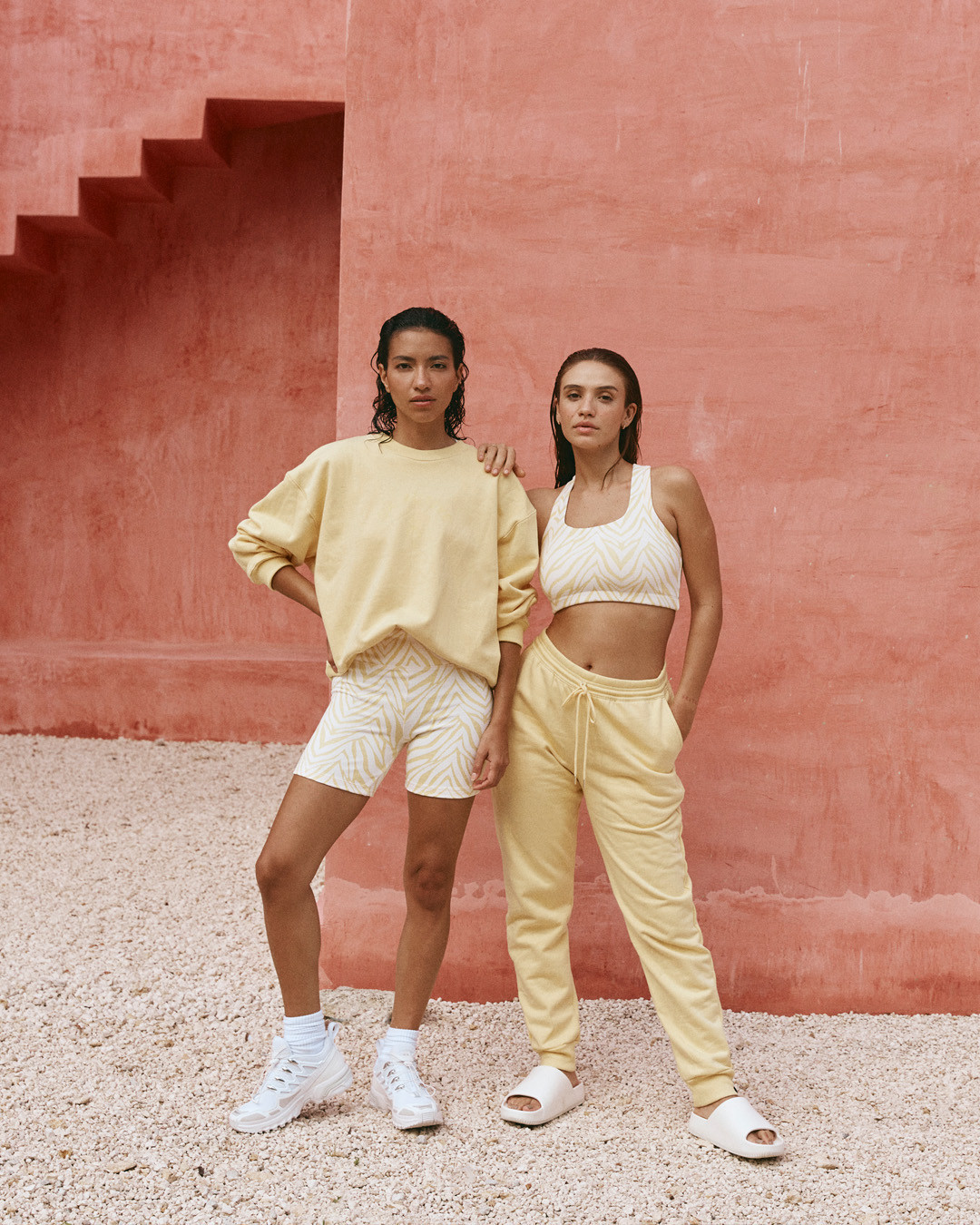 Clothing item from dk active