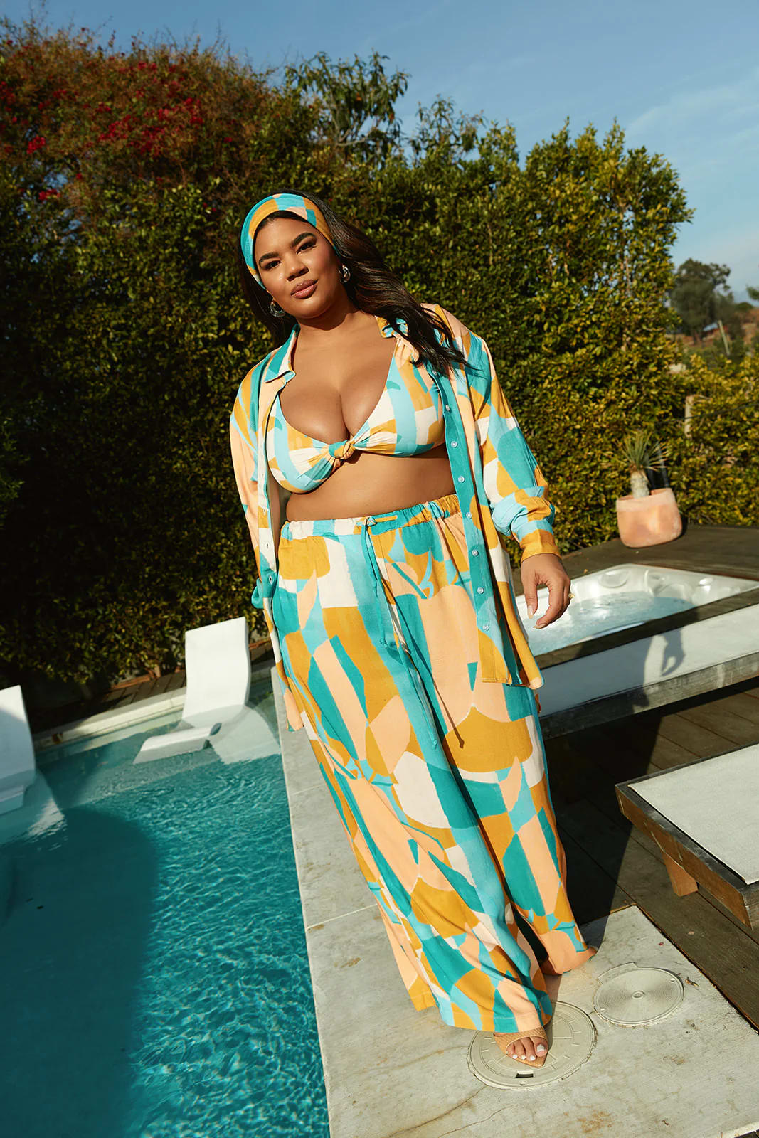 Clothing item from Nomads