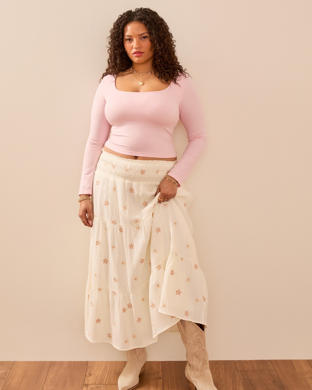 Arula fashion product