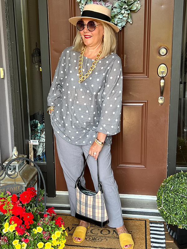 Fashion apparel by CurveDream