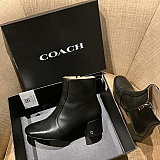 The “Noah” leather bootie (true to size)