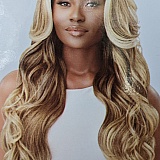 This is the wig colour I ordered... see other pics for what I was sent!